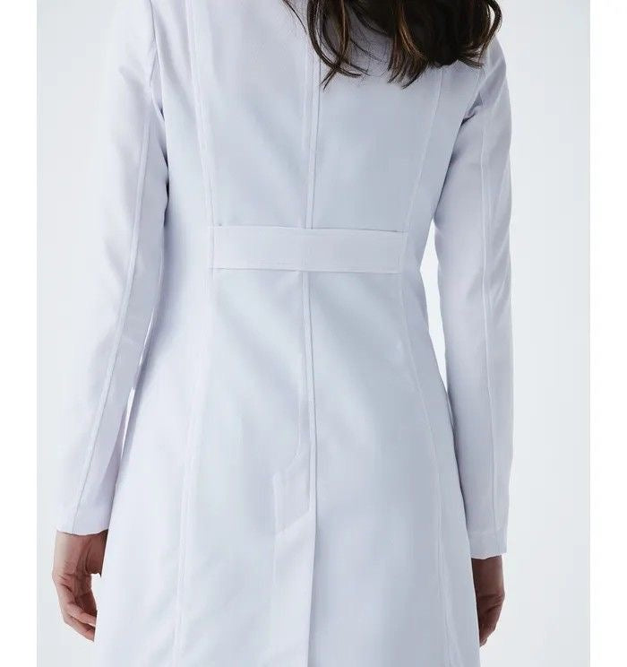 DrMyelin White Tailored Women's Medical Lab Coat with Buttons